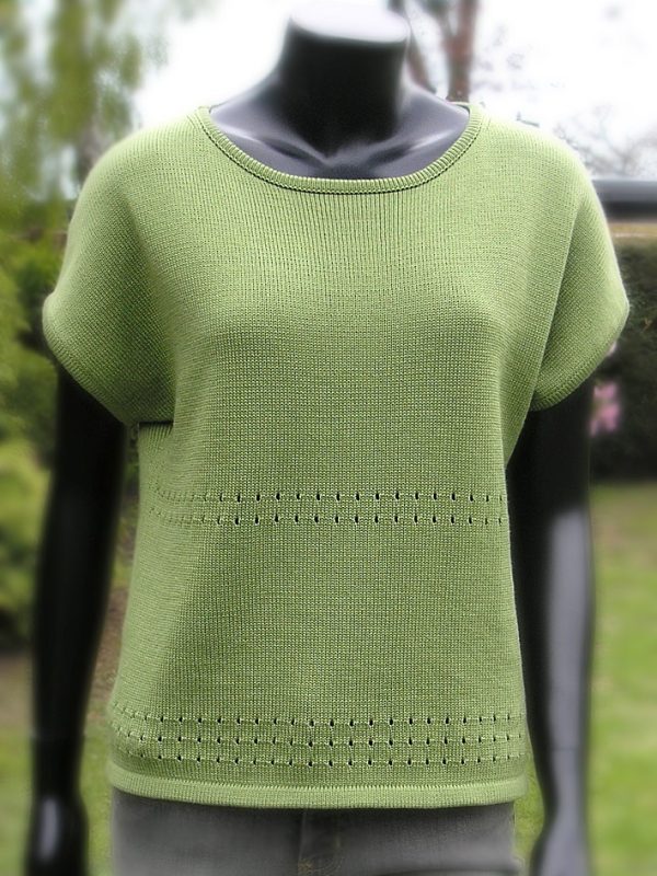 100410 Bluse med kort kimonoærme 100410 Bluse med kort kimonoærme