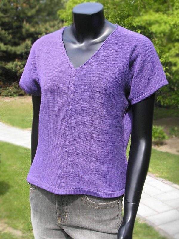 110404 Bluse med ret/vrang effekt og snoning 110404 Bluse med ret/vrang effekt og snoning